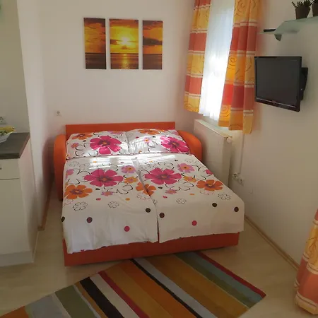 Apartment Brigitte Perner *