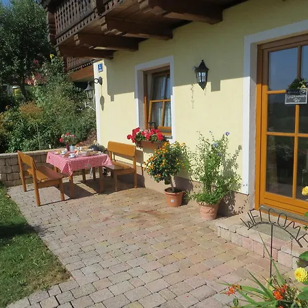 Brigitte Perner Nussdorf am Attersee